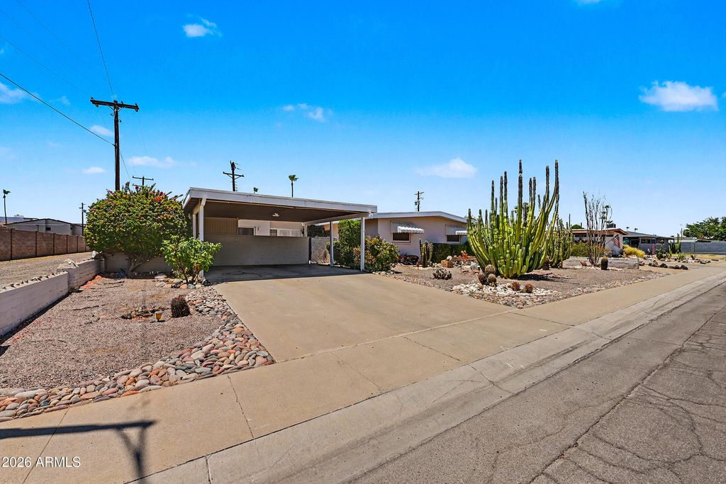 2210 N 74TH Street, Scottsdale, AZ 85257