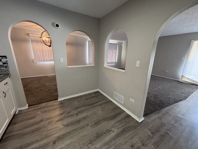 1001 Blackhawk Drive, University Park, IL 60484