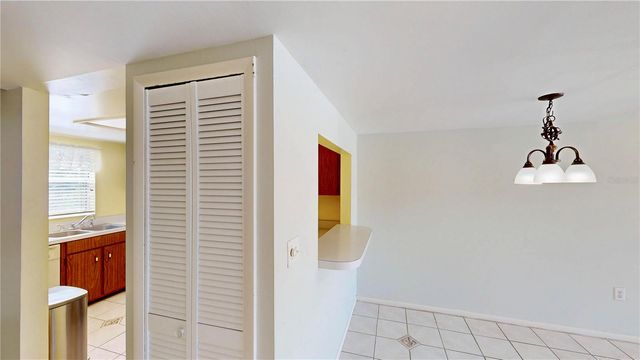 404 E ORLANDO AVENUE 8B, Ocoee, FL 34761