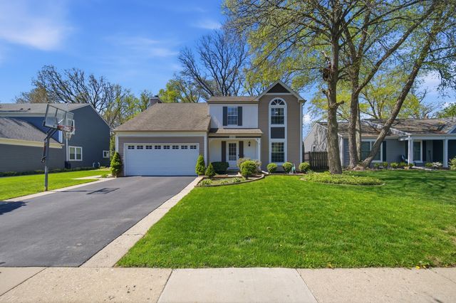 1320 Yellowstone Parkway, Algonquin, IL 60102
