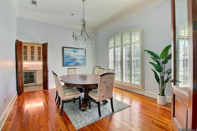 413 Longmeadow Dr, Baton Rouge, LA 70810