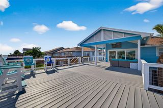 523 Pompano Street, Bayou Vista, TX 77563