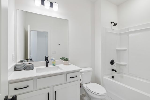 134 Valentine Aly, Nashville, TN 37218