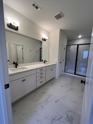 134 Valentine Aly, Nashville, TN 37218