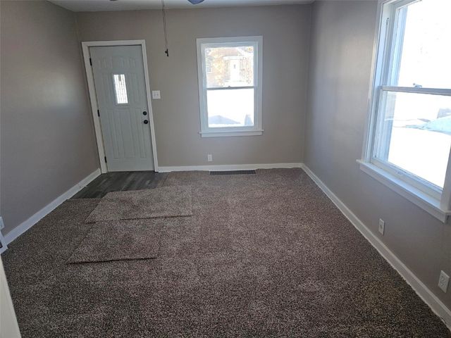 115 Dawley Street NE, Cedar Rapids, IA 52402