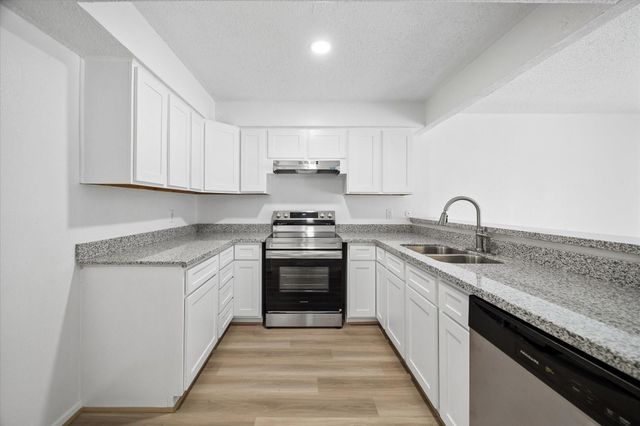 12522 Newbrook Drive, Houston, TX 77072