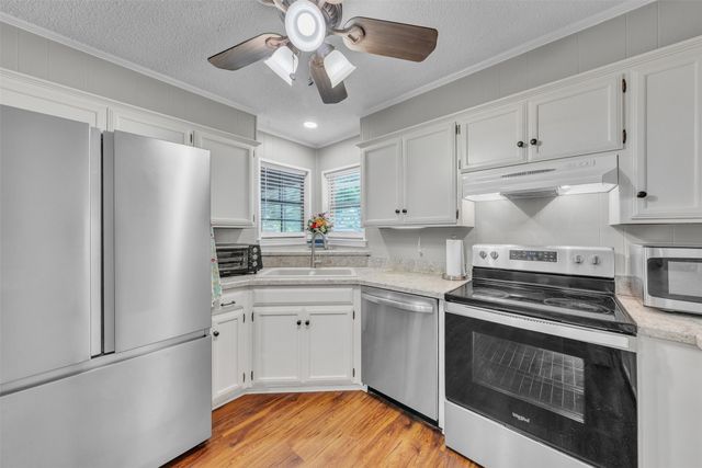 4110 Arrowhead Lane, Granbury, TX 76049