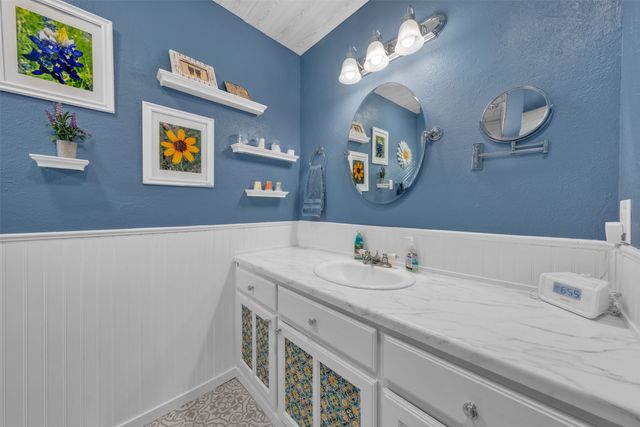 4110 Arrowhead Lane, Granbury, TX 76049