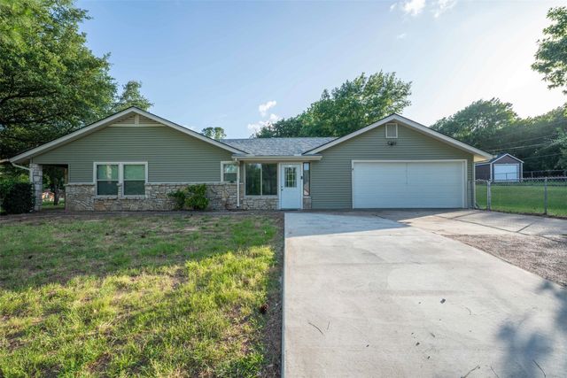 4110 Arrowhead Lane, Granbury, TX 76049