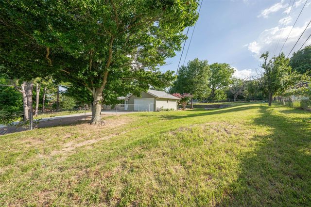 4110 Arrowhead Lane, Granbury, TX 76049