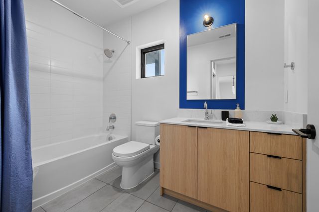 635 7th Ave S Apt 417, Nashville, TN 37203