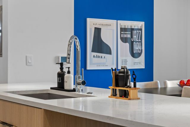 635 7th Ave S Apt 417, Nashville, TN 37203