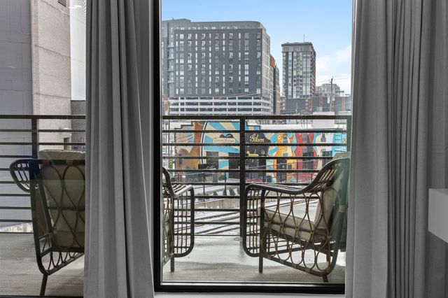 635 7th Ave S Apt 417, Nashville, TN 37203