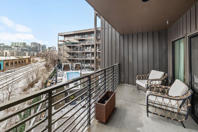 635 7th Ave S Apt 417, Nashville, TN 37203