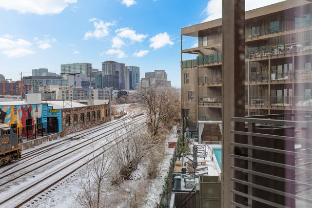 635 7th Ave S Apt 417, Nashville, TN 37203