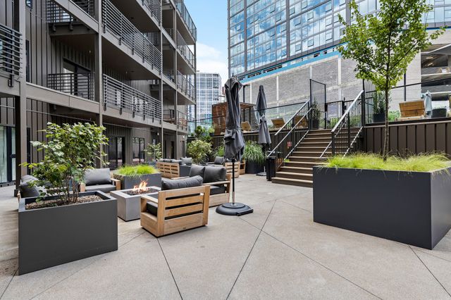 635 7th Ave S Apt 417, Nashville, TN 37203