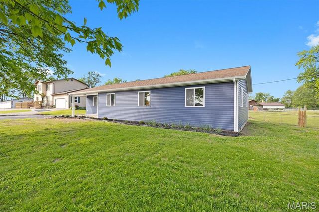 685 Sand Prairie Road, Granite City, IL 62040