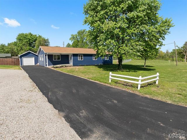 685 Sand Prairie Road, Granite City, IL 62040