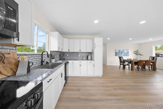 685 Sand Prairie Road, Granite City, IL 62040