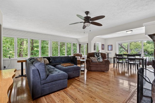 11690 E D Avenue, Richland, MI 49083