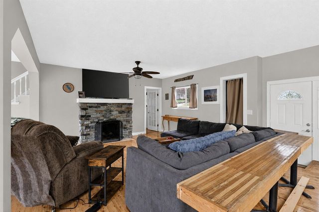11690 E D Avenue, Richland, MI 49083