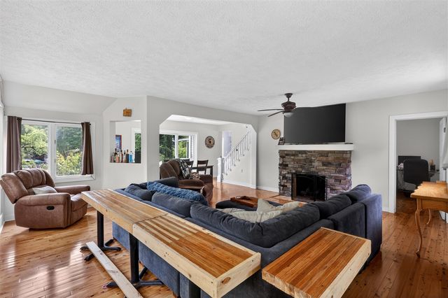 11690 E D Avenue, Richland, MI 49083