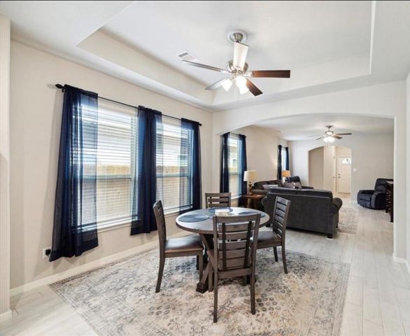 320 Emerald Thicket Lane, Houston, TX 77336