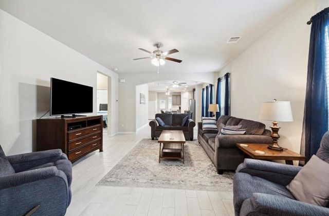 320 Emerald Thicket Lane, Houston, TX 77336