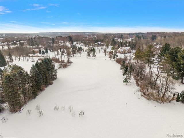 8267 Sandi Lane, Bruce Township, MI 48065