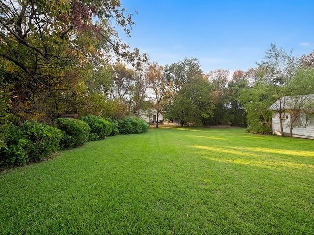 T A Carroll, Corsicana, TX 75110