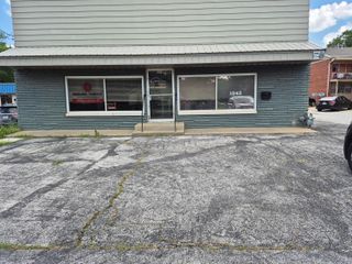 1843 East Cherry Street, Springfield, MO 65802