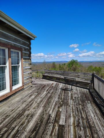 303 WILLEVA RD, Princeton, WV 24740