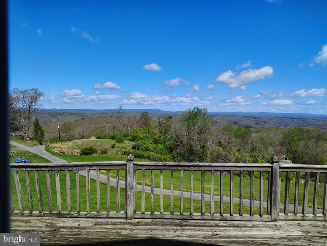 303 WILLEVA RD, Princeton, WV 24740