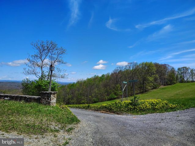 303 WILLEVA RD, Princeton, WV 24740