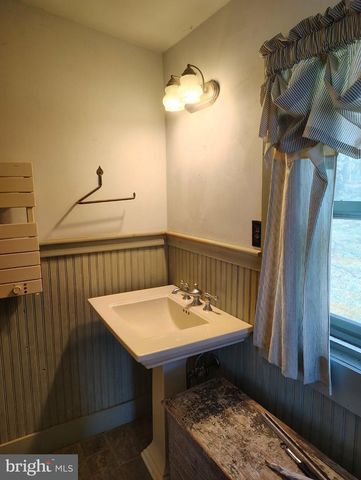 303 WILLEVA RD, Princeton, WV 24740