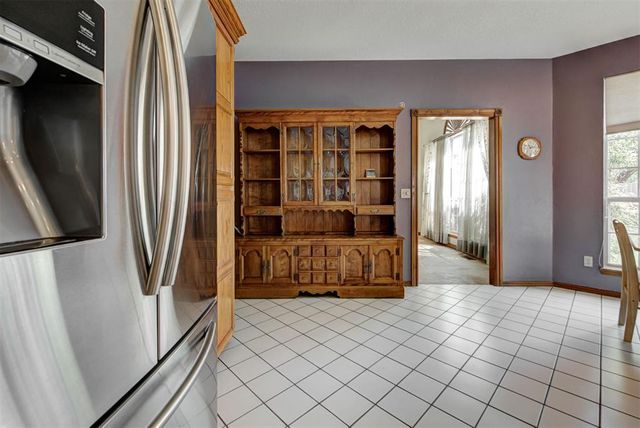 608 N Remington Way, Mustang, OK 73064