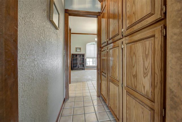 608 N Remington Way, Mustang, OK 73064