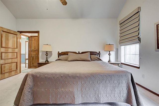 608 N Remington Way, Mustang, OK 73064