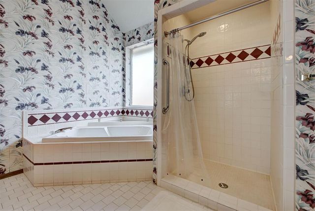 608 N Remington Way, Mustang, OK 73064