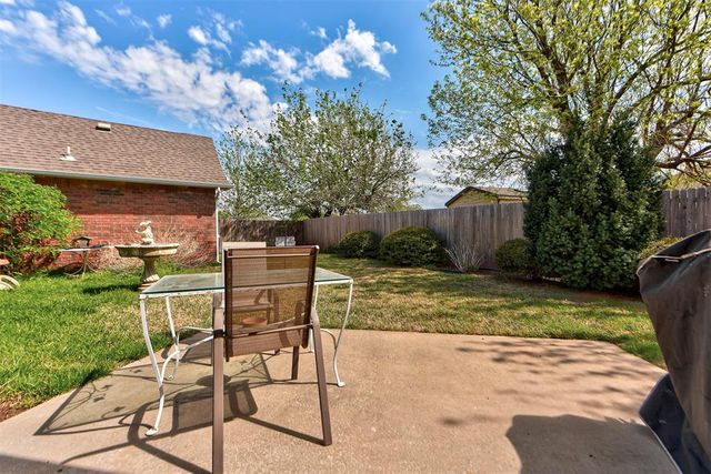 608 N Remington Way, Mustang, OK 73064