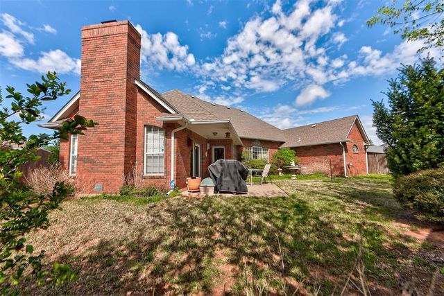 608 N Remington Way, Mustang, OK 73064