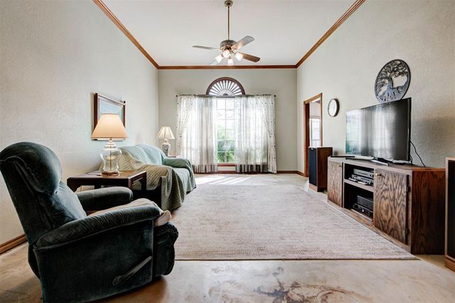 608 N Remington Way, Mustang, OK 73064