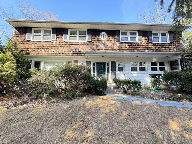 499 Stonytown Road, Manhasset, NY 11030