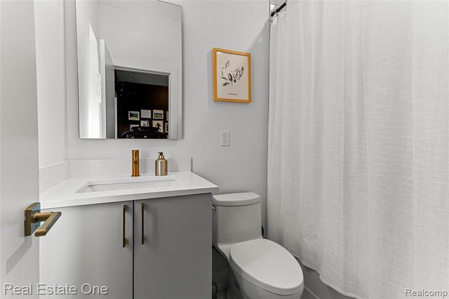 2837 Brush, Detroit, MI 48322