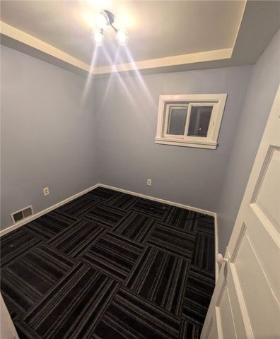 306 Friendship St, New Castle, PA 16101