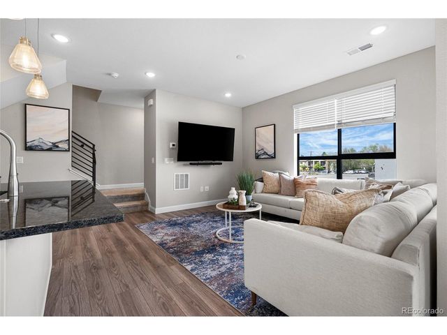 2014 S Holly St 4, Denver, CO 80222