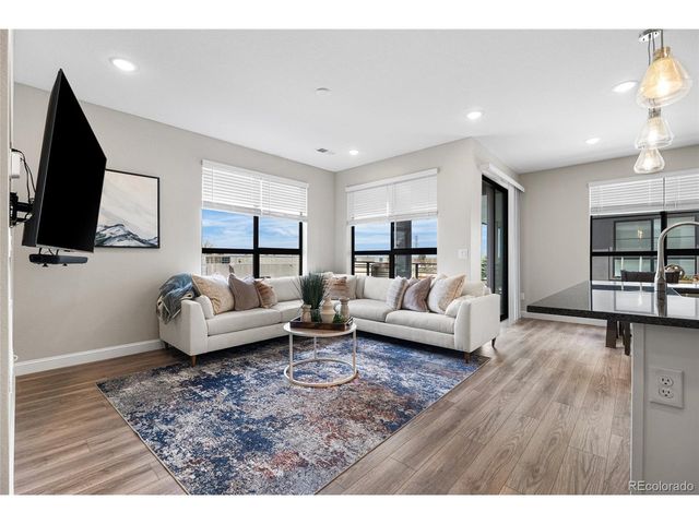 2014 S Holly St 4, Denver, CO 80222