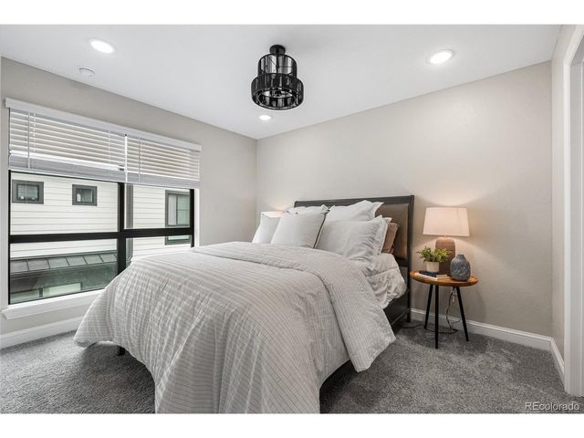 2014 S Holly St 4, Denver, CO 80222