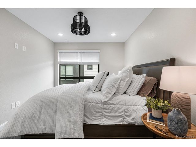 2014 S Holly St 4, Denver, CO 80222