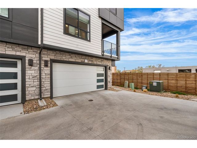 2014 S Holly St 4, Denver, CO 80222